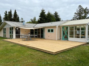 Holiday Home Kiris - 800m from the sea by Interhome, Bogø By